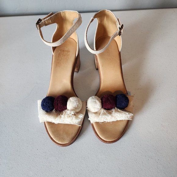 Soludos Sandals "EUC" - Picture 2 of 16